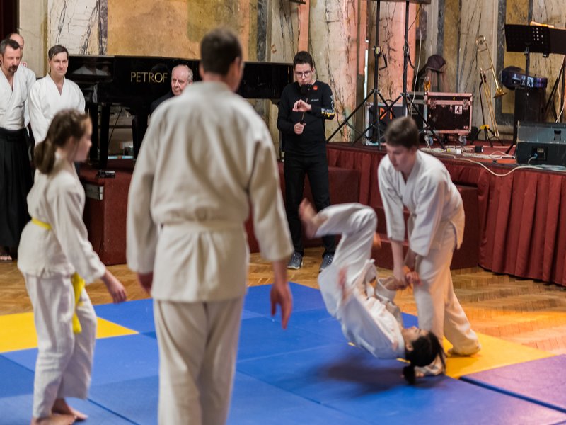 Ukázkové cvičení – hod na tatami